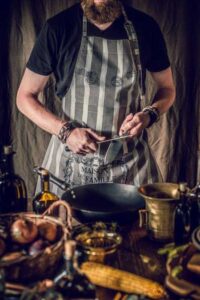 asperges klaarmaken in wokpan